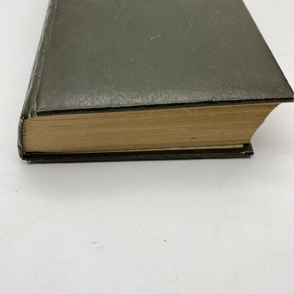 THE LIVING BIBLE Paraphrased 1973 Tyndale House Green Padded Hardcover - Picture 9 of 16